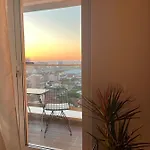 Апартаменты Comfy Nest Apartment- Free Parking