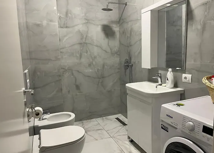Apartament Comfy Nest Apartment- Free Parking *