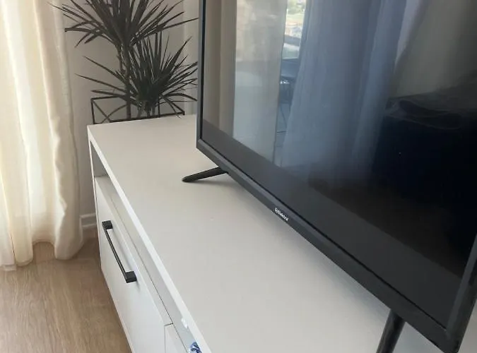 Comfy Nest Apartment- Free Parking * تيرانا
