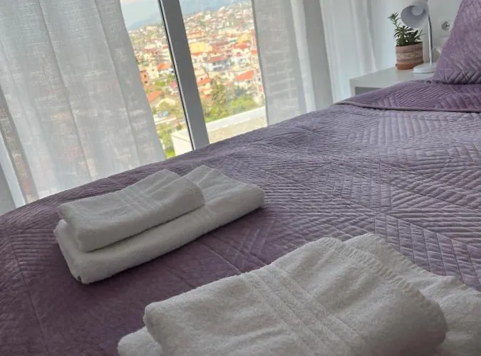 Comfy Nest Apartment- Free Parking تيرانا